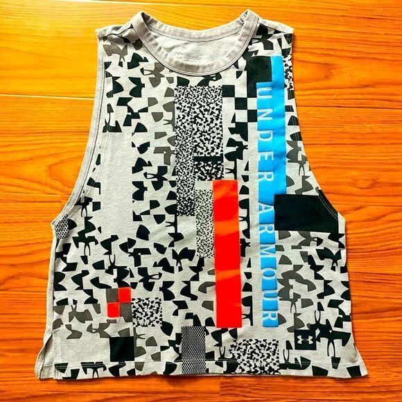 New Womens Under Armour Top - Picture 1 of 3